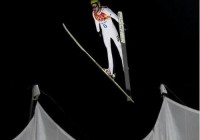 冬奥会前，男性运动员向下体打针玻尿酸